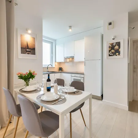 Lägenhet Dom & House - Trzy Zagle Gdańsk